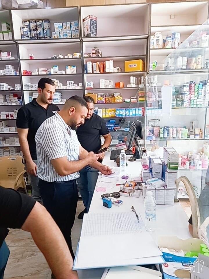 فريق تفتيشي يستهدف الصيدليات المجاورة لمستشفى الديوانية التعليمي