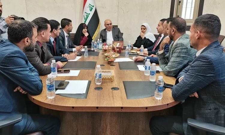 الصحة النيابية تناقش الاليات القانونية لمعالجة ملف التسكين للملاكات الصحية