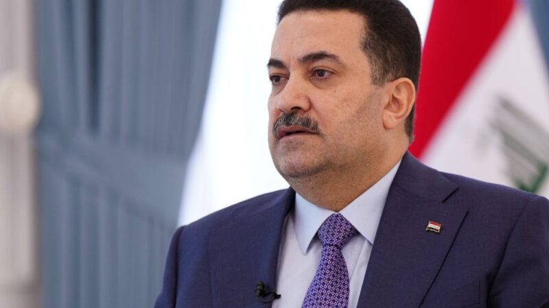 رئيس الوزراء يوجه وزير النفط بحلّ مشكلة المهندسين من أبناء ميسان