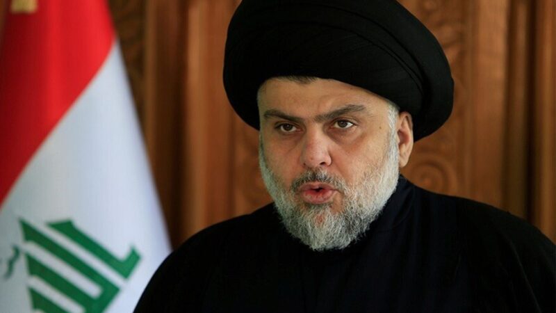 الصدر يساند الضباط المحكومين بقضية السفارة السويدية ويصف الحكومة بالعباسية