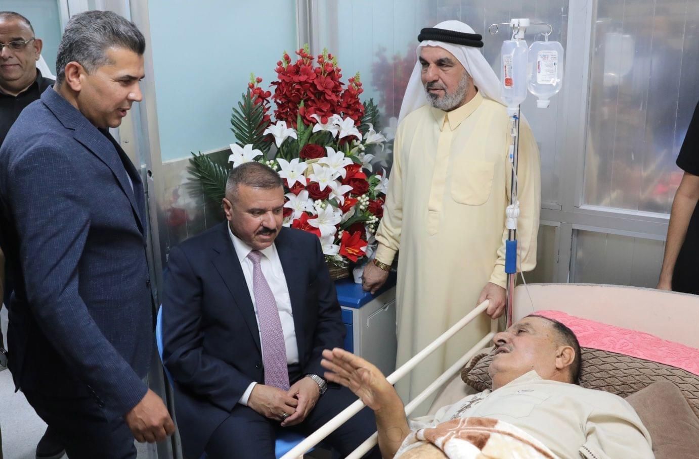 وزير الداخلية يتعهد لرئيس مجلس عشائر الطارمية بملاحقة مرتكبي جريمة محاولة اغتياله