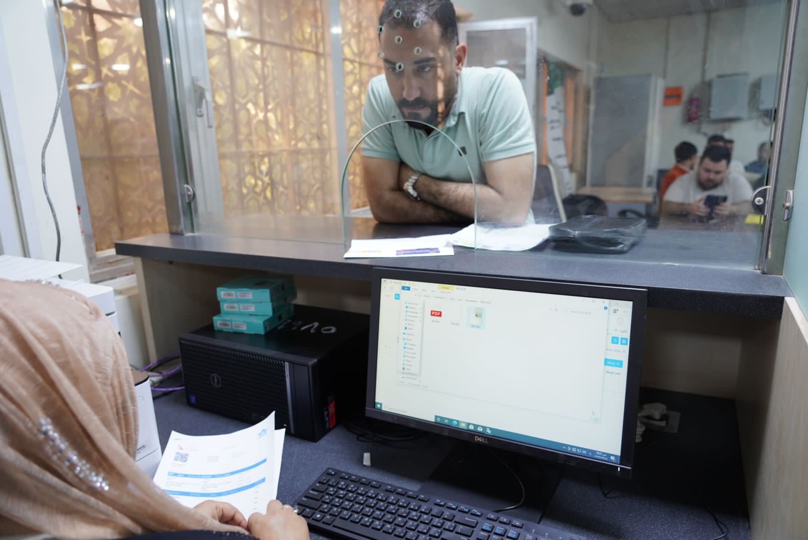 الرافدين ينفي ايقاف منح الدولار للمسافرين في فروعه