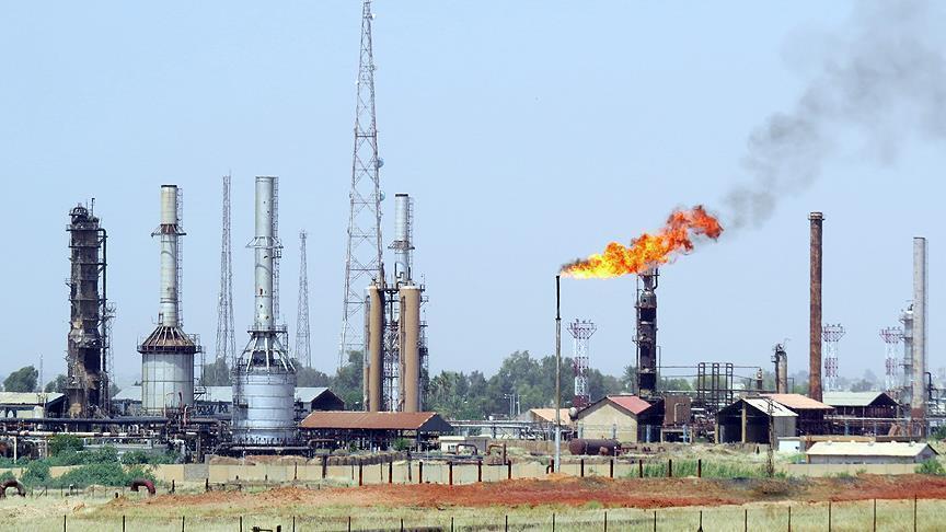 النفط تؤكد إلزام الشركات الأجنبية باعتماد العمالة العراقية بنسبة تزيد عن 85%