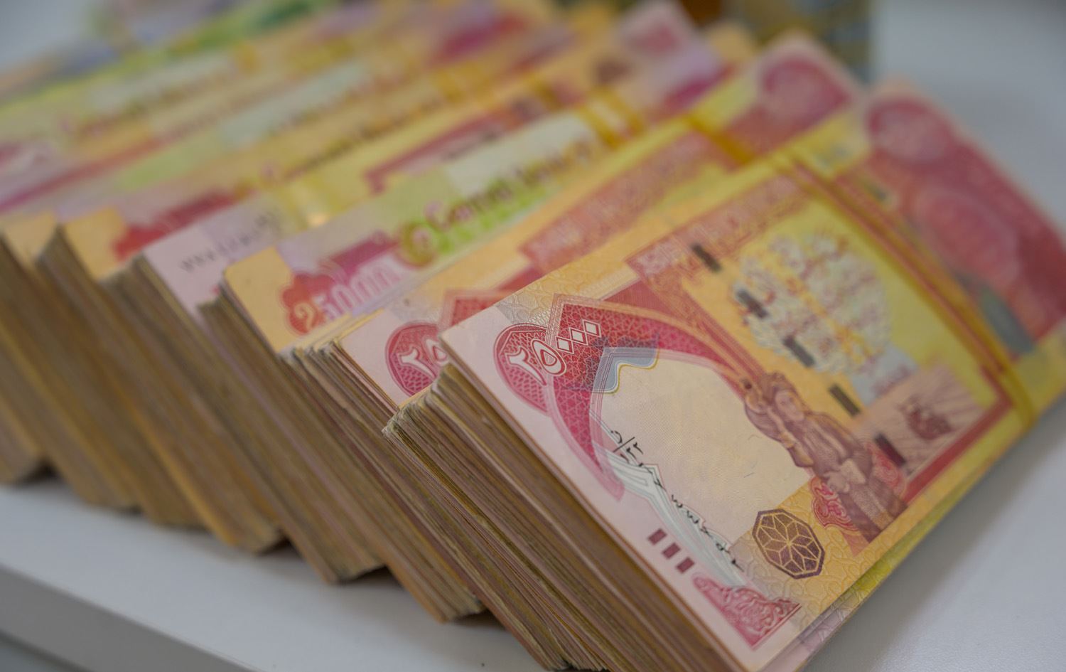 وزارة العمل تطلق راتب المعين المتفرغ لشهر تشرين الأول