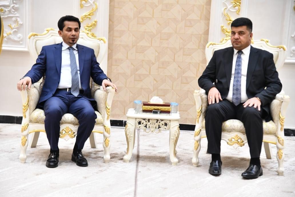 محافظ الديوانية يبحث مع وزير النقل طريق التنمية وتعارضات المسار الديوانية / الرأي العراقية