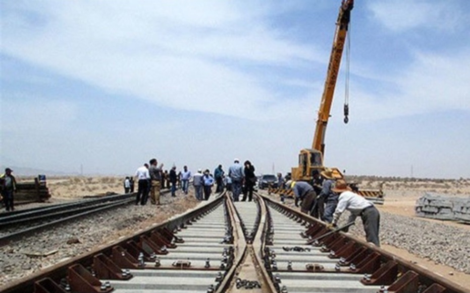 النقل: المصادقة على مسار الربط السككي مع إيران