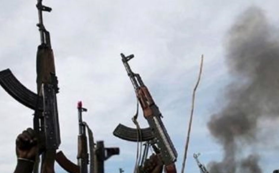 مقتل شخصين وإصابة منتسب أمني بنزاع مسلح في البصرة