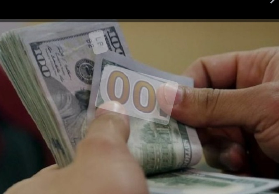 القبض على صاحب شركة وهمية تقوم بعمليات تحويل الدولار خارج العراق